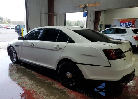 2015 Ford Taurus Police Interceptor from USA, damaged, VIN 1FAHP2MT7FG168030